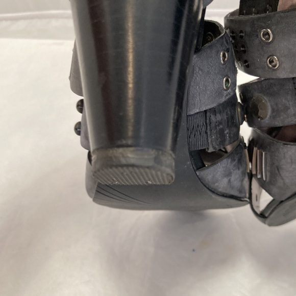 Dknyc Strappy Sandals - Picture 10 of 13